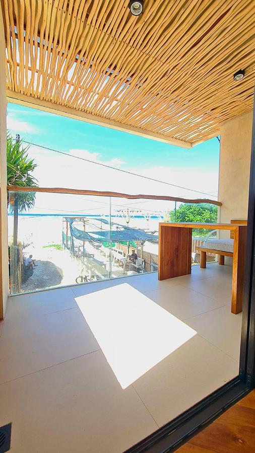 Shore Thing Gili Air Beachfront Apartment Ngoại thất bức ảnh